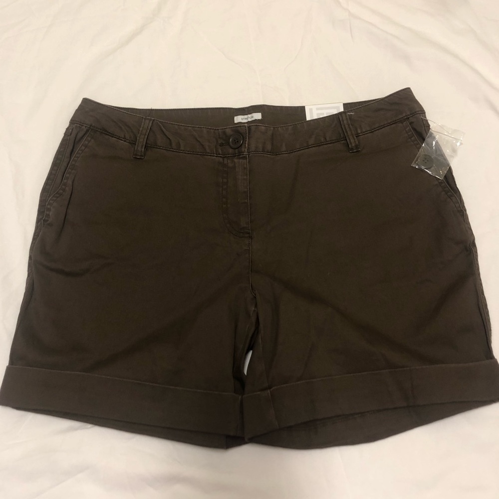 NWT Liz Claiborne Brown Cuffed Shorts Petite Size 14 Y2k